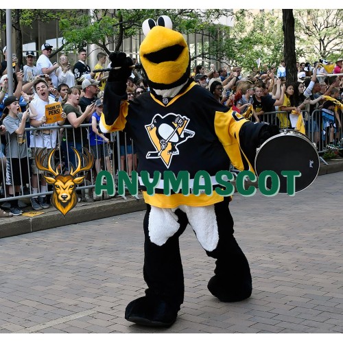 Pittsburgh Penguins mascot Iceburgh
